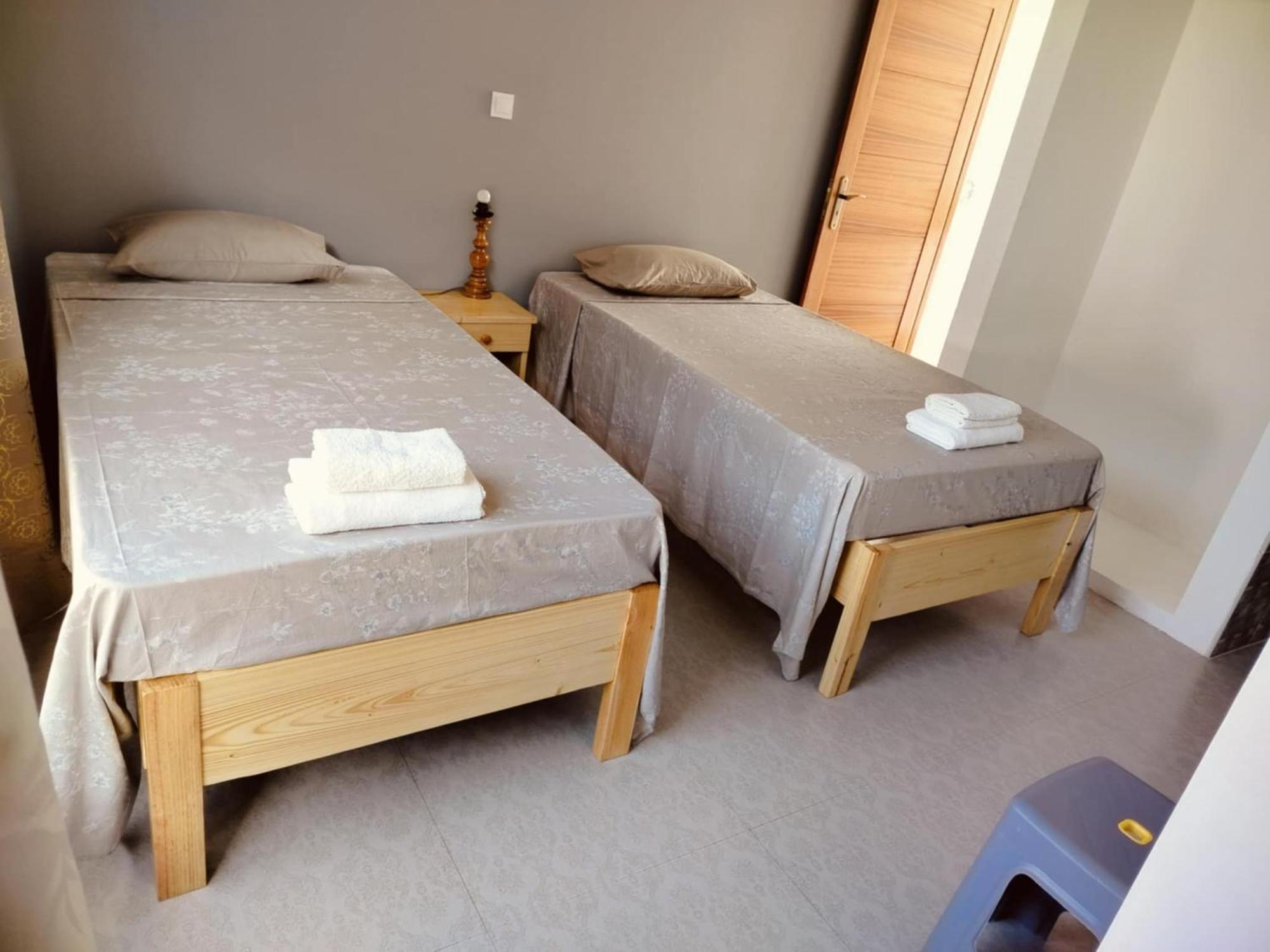 Hostel Rocha Marisol Понта-ду-Сол Экстерьер фото